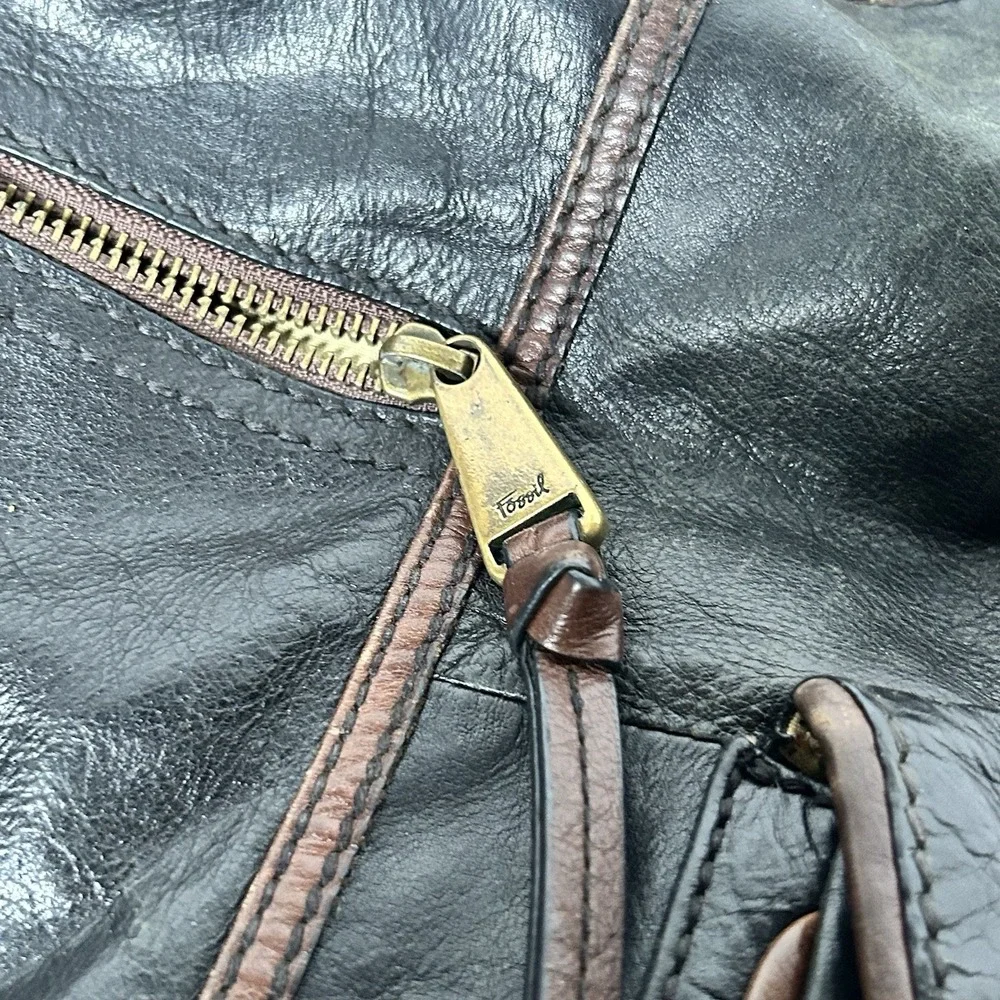 Fossil Black Leather Shoulder Bag Hobo‎ Purse W/Key Charm, Brass Hardware